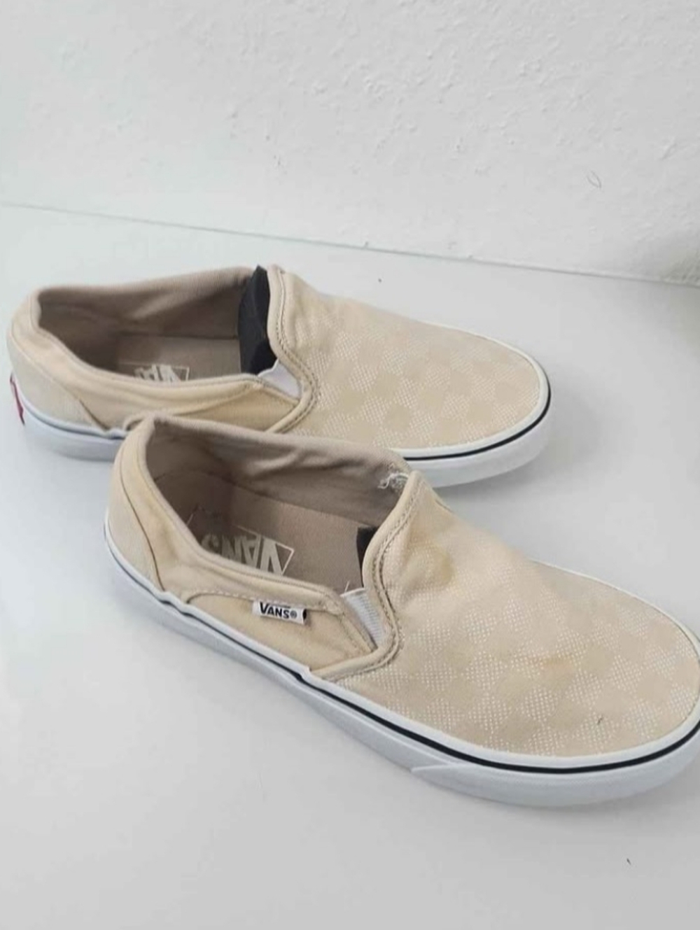 Vans Classic Slip-On shoes Checkerboard Creme Brule Beige.  Women's size 7.5